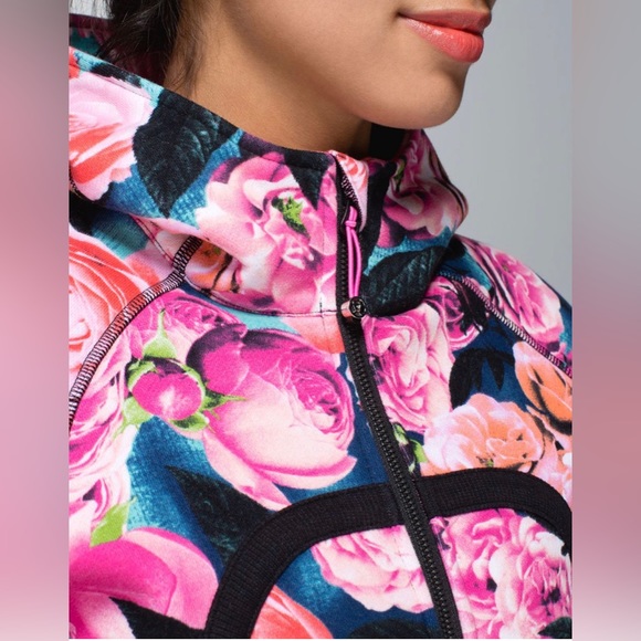 *RARE* Lululemon Scuba Hoodie II Secret Garden / Vintage Pink - Picture 5 of 15